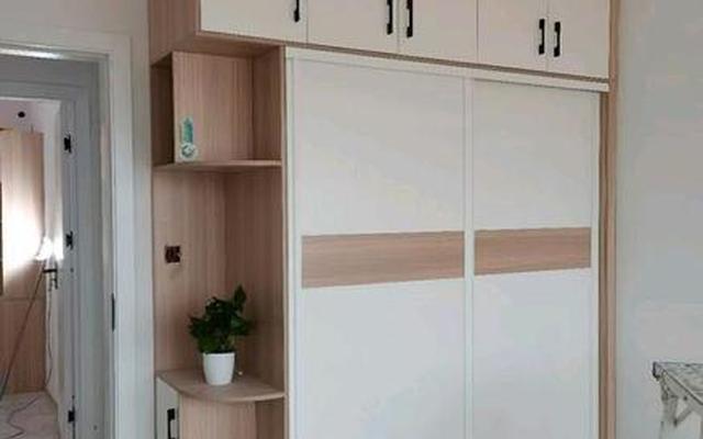 木柜和墙面缝用什么胶