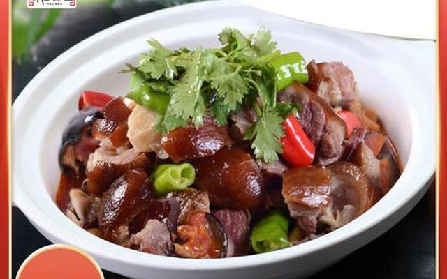 腊猪脚火锅的做法 腊猪脚火锅的做法