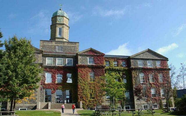 加拿大皇后大学世界排名多少,加拿大皇后大学排名世界排名