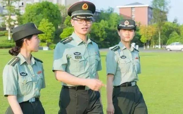 军校生与国防生的区别