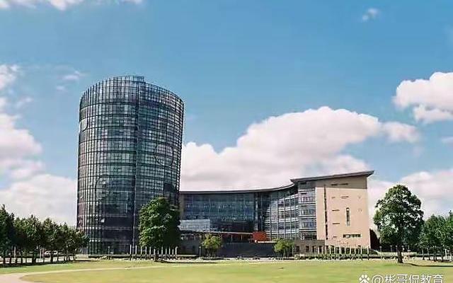 华东师范大学在985中的地位