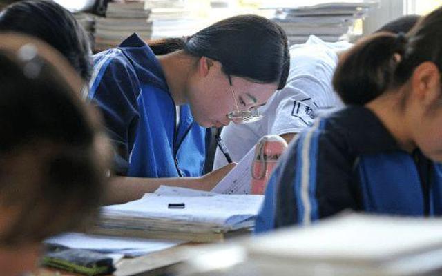 老师建议不中考直接去技校