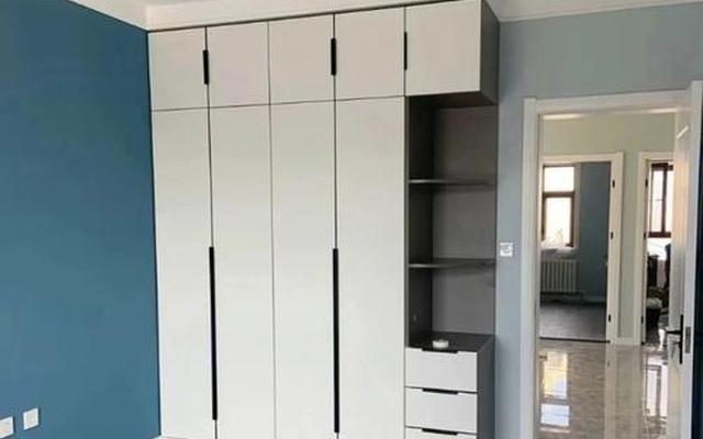 全屋定制衣柜多少钱一平米安装