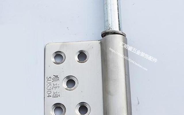 卫生间门合页怎么上油