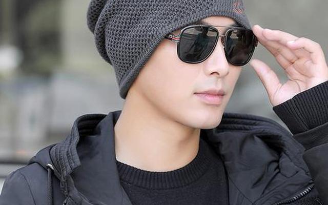 圆脸适合戴什么款式的帽子男士图片