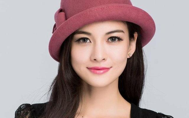圆脸适合什么帽子女生图片