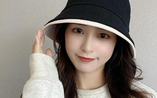 圆脸适合戴什么帽子女