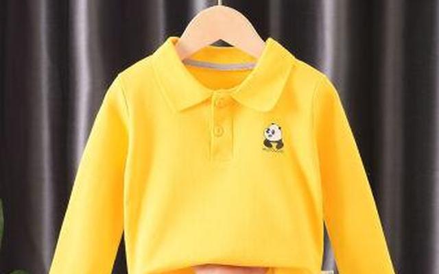 宝宝黄色上衣配什么色裤子好看(奶黄上衣配什么颜色裤子好看)