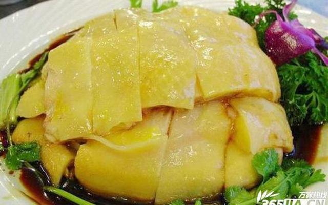 白切鸡是冷水下锅吗