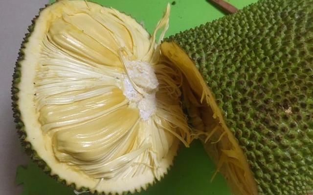 菠萝蜜粘液粘在刀上怎么去除