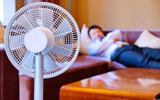 开一晚上的风扇大概多少度电