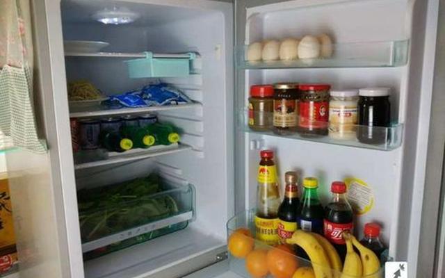 新冰箱打开门通风多久