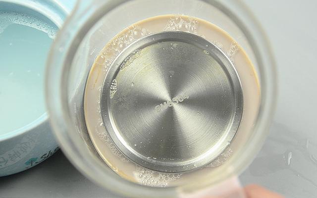 暖瓶内胆水垢太厚清除妙招