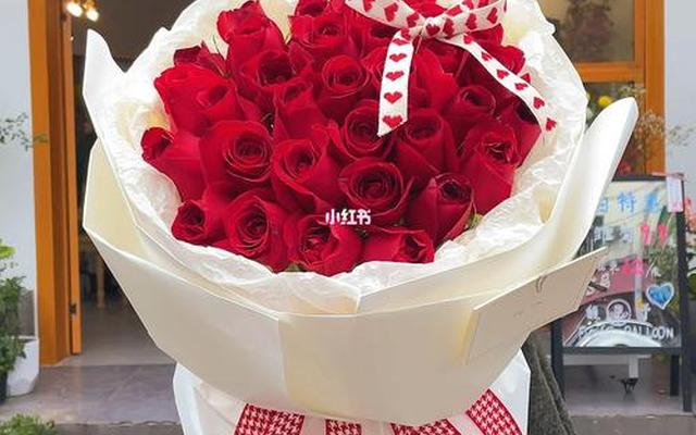 19朵和33朵玫瑰代表什么