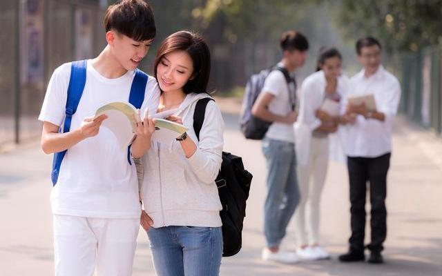 女生什么年龄谈恋爱最好