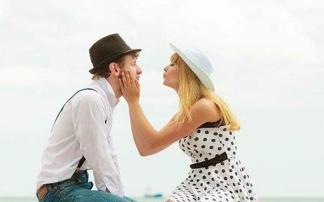 如何哄男人哄到心坎上