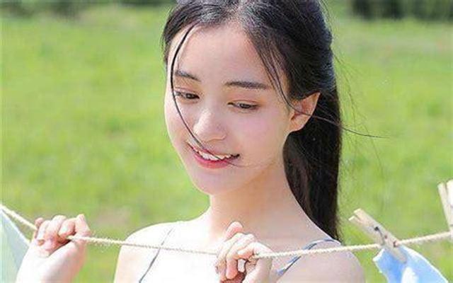 怎么逗女生开心聊天