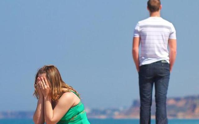 无爱无性无交流的婚姻该怎么办