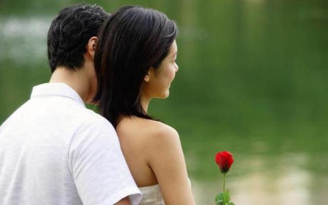 男人不爱你只馋你身子的表现