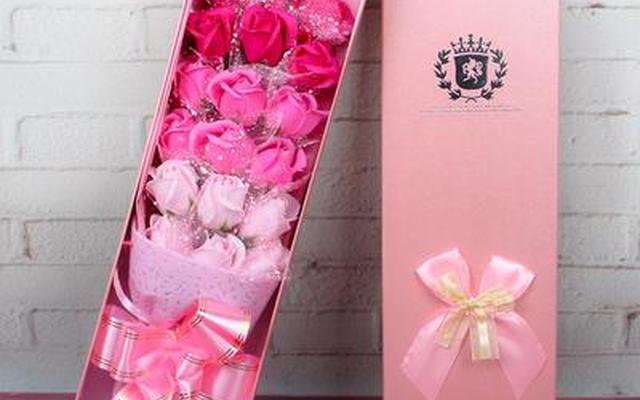 相亲初次见面送女孩什么礼物