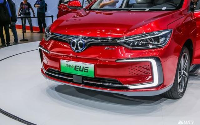 3一5万北汽新能源汽车