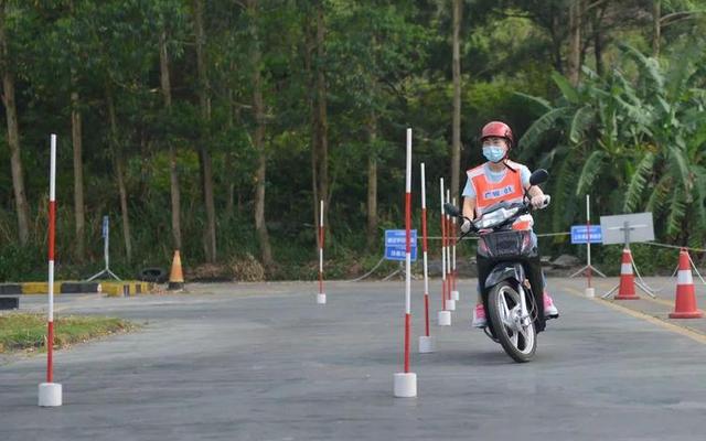 摩托车免考拿证