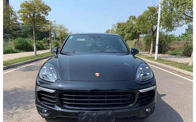 养一台卡宴一年的费用