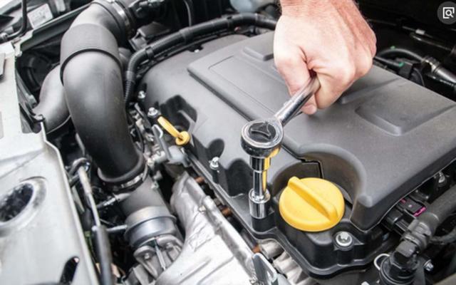 发动机声音变小了什么原因引起的