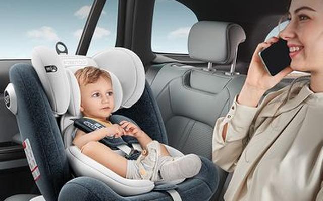婴儿安全座椅放哪个位置最安全