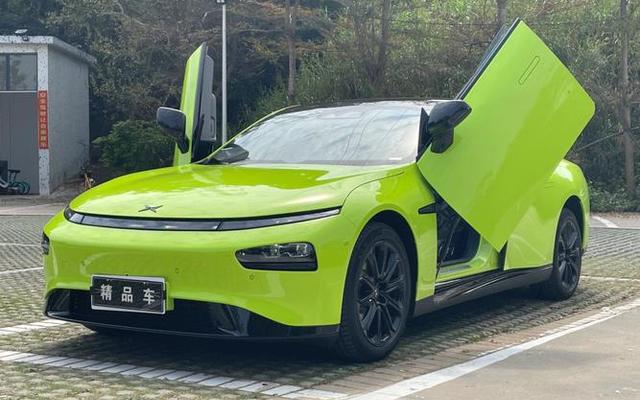 小鹏新能源电动汽车p7报价表