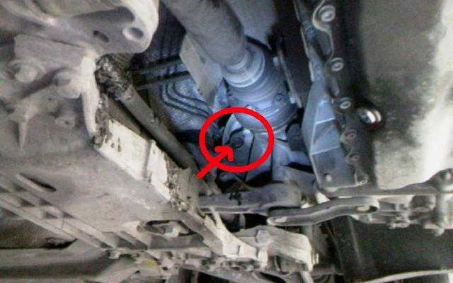 为什么手动挡不用换变速箱油