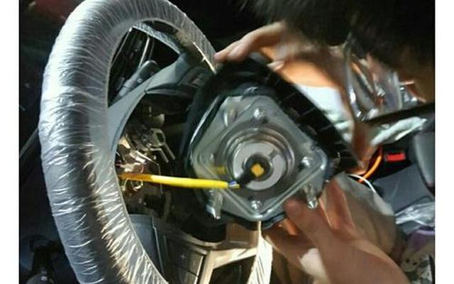 打方向盘车下嘎嘎异响怎么回事视频教学