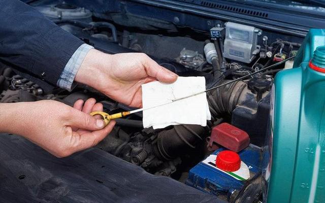 1年换一次机油的后果