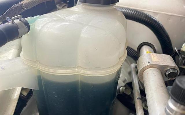 轿车冷却液和防冻液一样吗