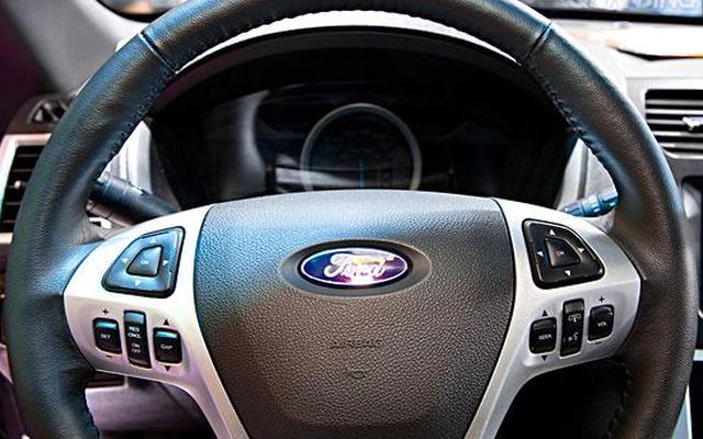 汽车高速120方向盘抖动怎么回事