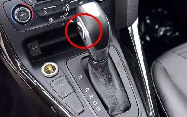 第一次开自动挡车步骤