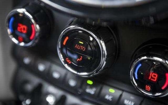 在车里面开空调开一夜油耗