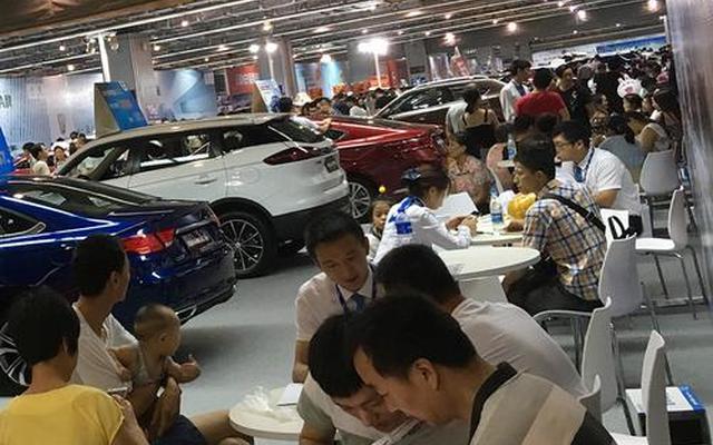 买车去车展买还是4s店买好