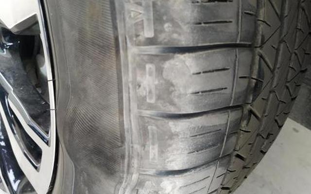 轮胎一点点鼓包还能用吗