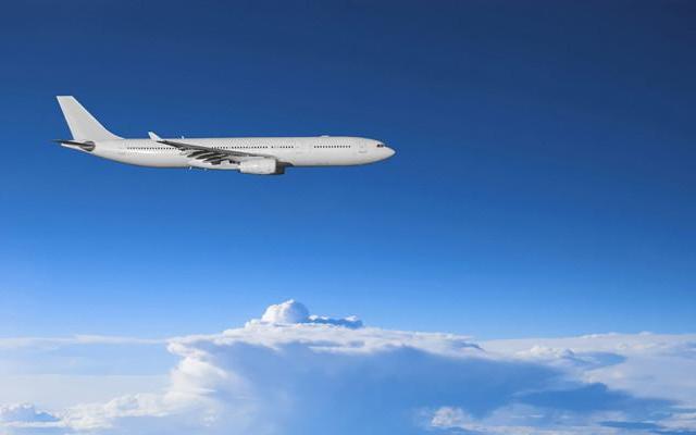 飞机每分钟大约飞行多少米