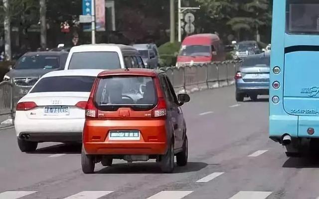 马路三大妈指的什么