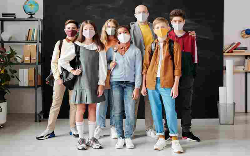 天津商业大学的学费和奖学金政策是什么