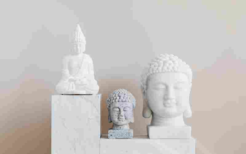 如何在Mac中设置锁屏后清理桌面