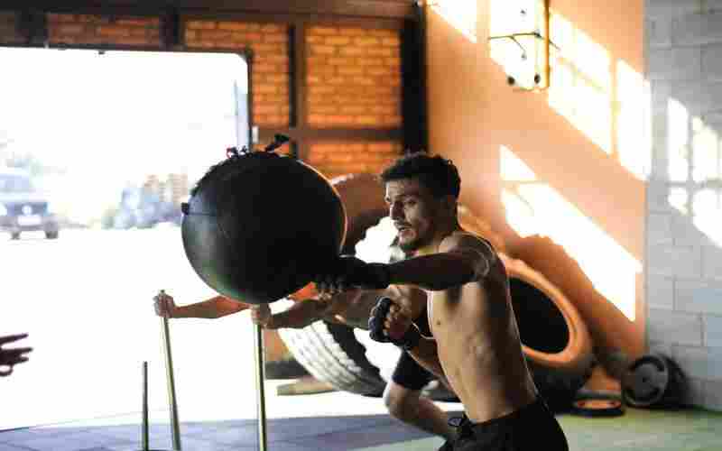 如何设置麻将游戏的房间规则