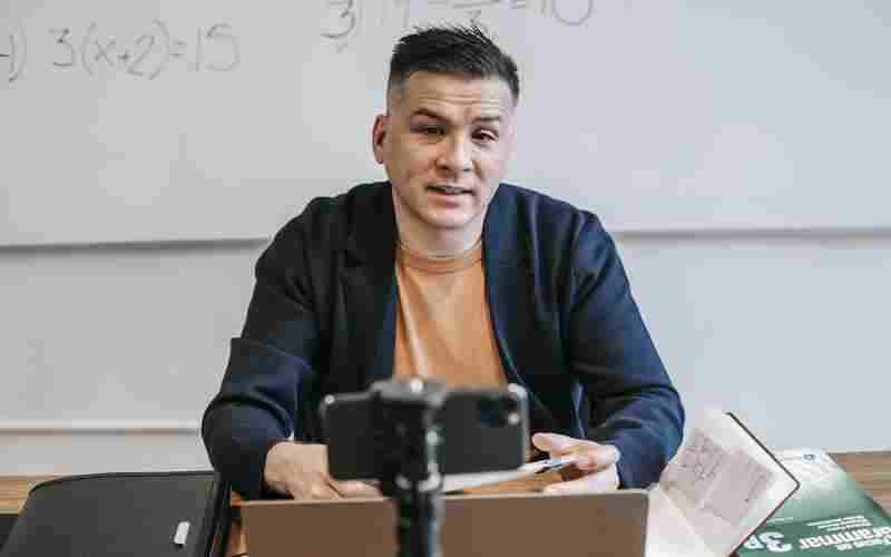 如何选择适合敏感肌的护肤品