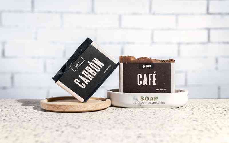 如何在微信中更改个人地址信息