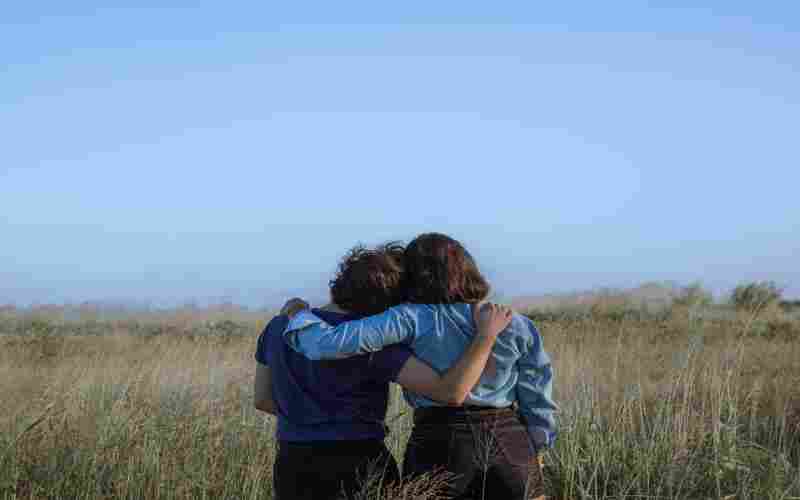 清除铅笔字时如何保护墙面